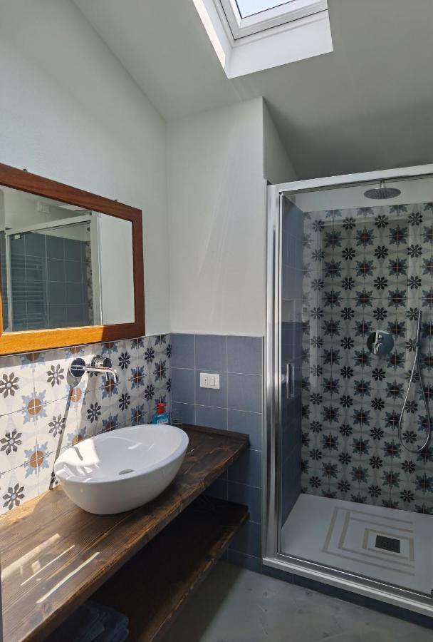 La Casa Sulla Terrazza Apartment Sarnico Luaran gambar