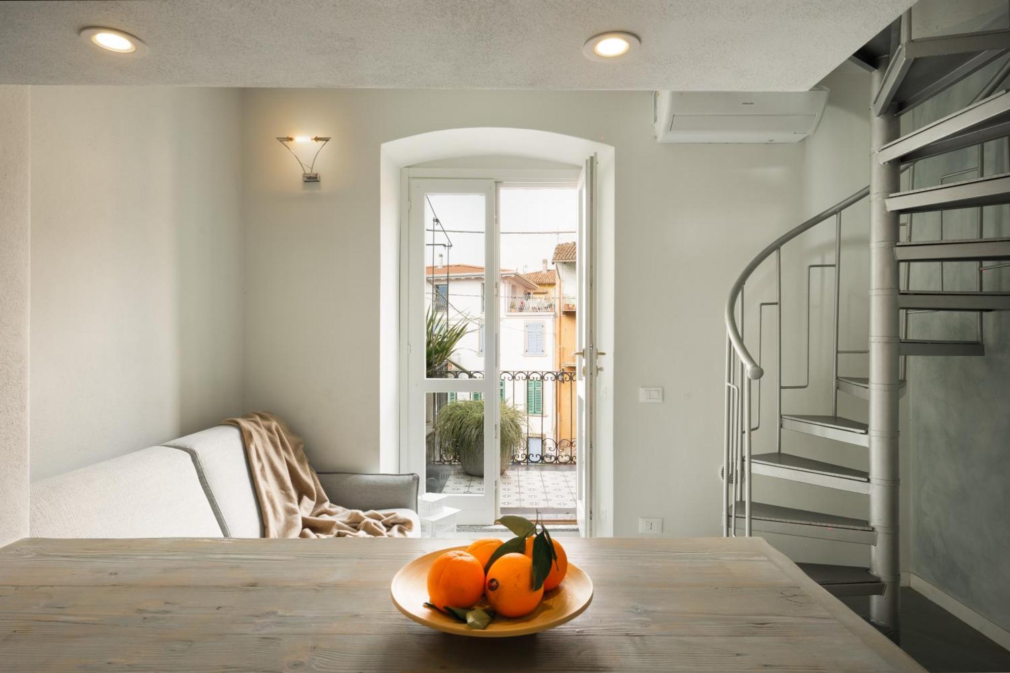 La Casa Sulla Terrazza Apartment Sarnico Luaran gambar